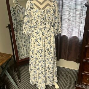 NWT Bloomchic US 12 dress